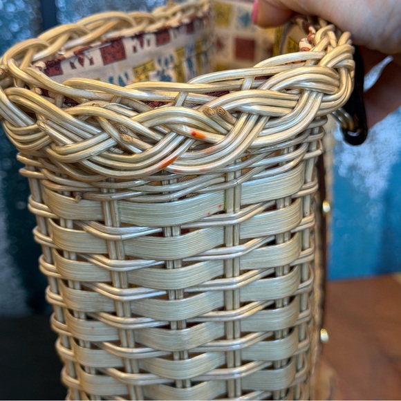 Classic Vintage Mid-Century 1950’s/60’s Wicker Handbag: (EUC) - Picture 9 of 13